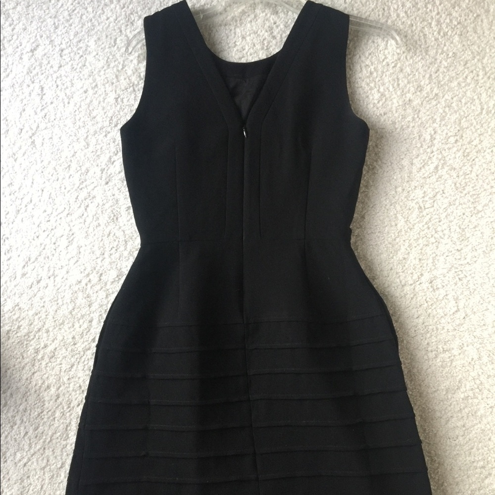 Madewell little black dress - Picture 4 of 7